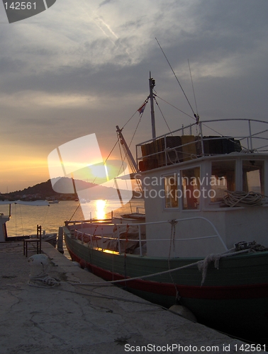 Image of Ship in sunset