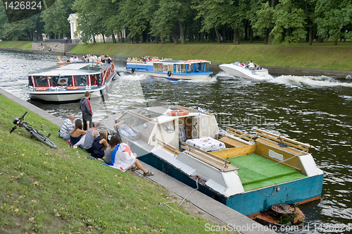 Image of St Petersburg boat