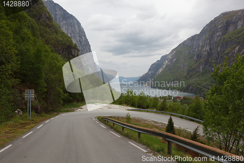 Image of Mountain road