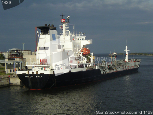 Image of Maritime_Oil Tanker