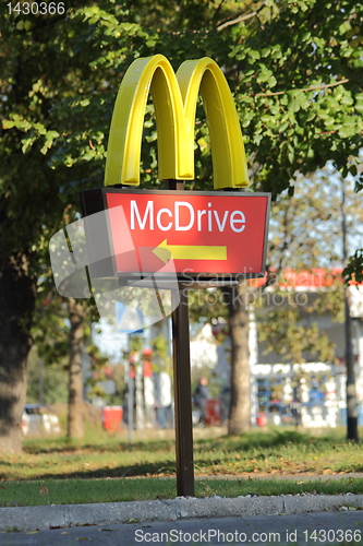 Image of McDrive sign