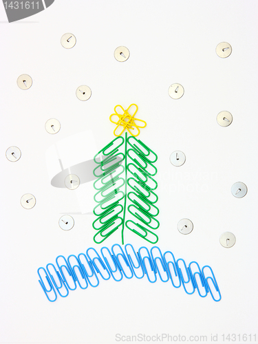 Image of Paper clip Christmas tree