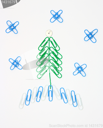 Image of Paper clip Christmas tree