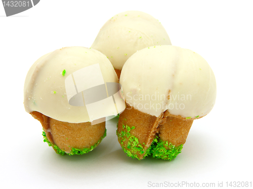 Image of Shortbread mushroom-shaped with condensed milk