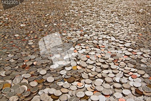 Image of Many coins