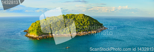 Image of Large tropical island