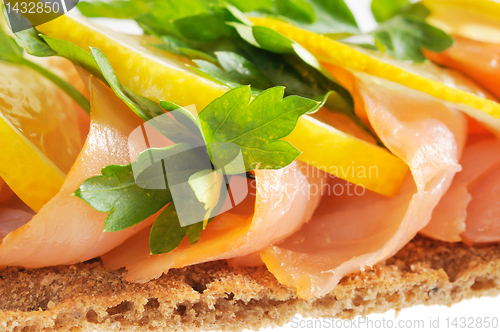 Image of Salmon with lemon