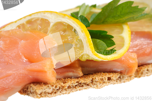 Image of Salmon with lemon