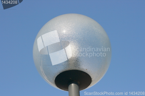 Image of street lamp