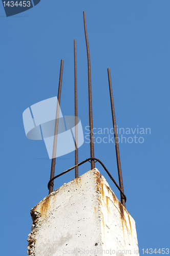 Image of Old reinforcing steel protruding from the concrete