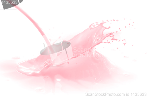 Image of strawberry milk splash