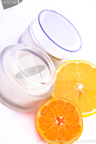 Image of revitalizing cream