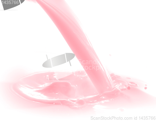 Image of strawberry milk splash