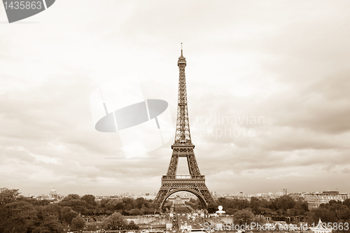 Image of Eiffel tower