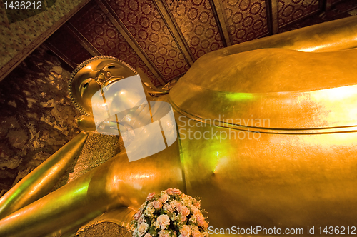 Image of reclining Buddha in Bangkok