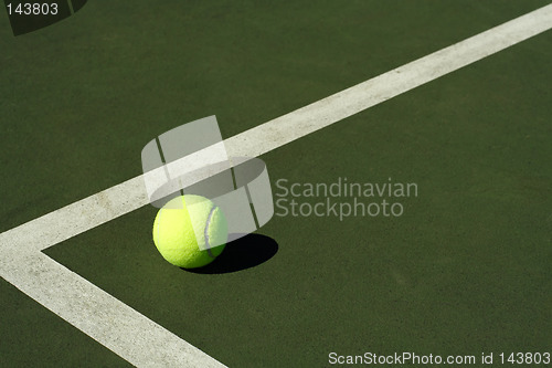 Image of Tennis ball