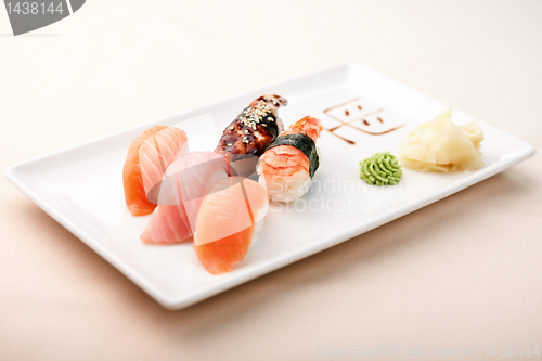 Image of Sushi set