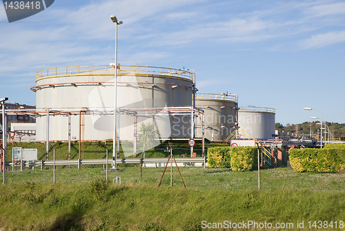 Image of oil tank refinery