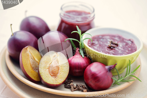 Image of plum chutney