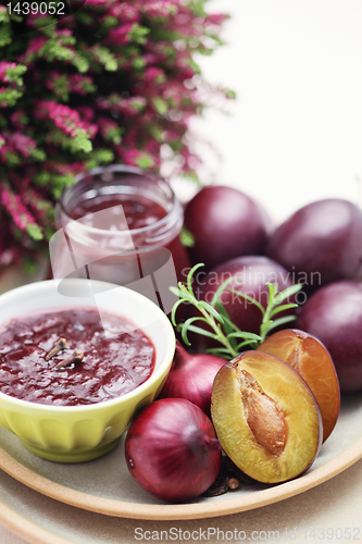 Image of plum chutney