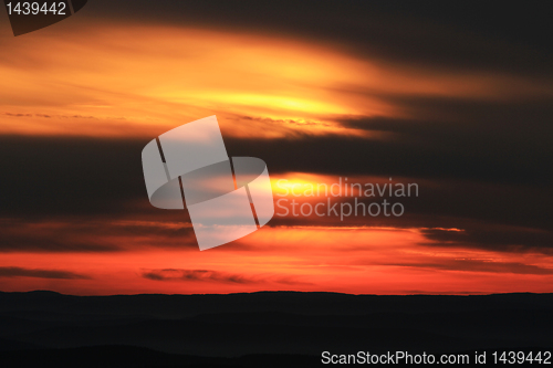 Image of Sundown and mountains.