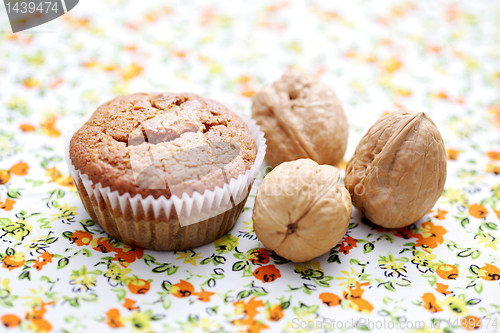 Image of muffins with walnuts and honey