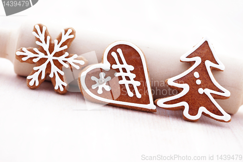 Image of gingerbreads with spices