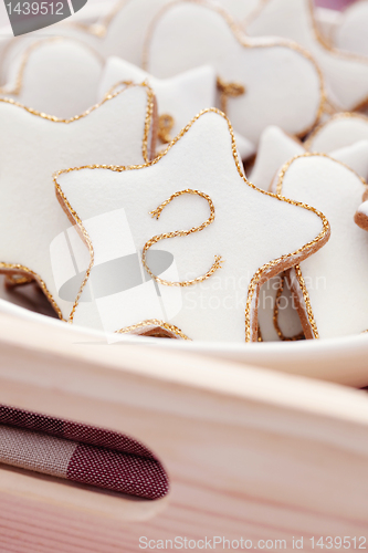 Image of white gingerbreads