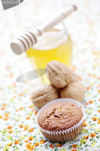 Image of muffins with walnuts and honey