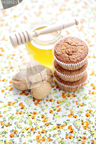 Image of muffins with walnuts and honey