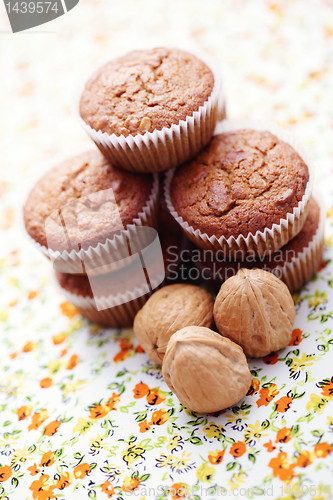 Image of muffins with walnuts and honey