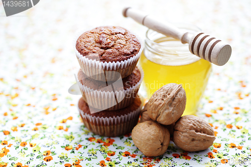 Image of muffins with walnuts and honey