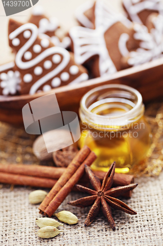 Image of gingerbreads with spices