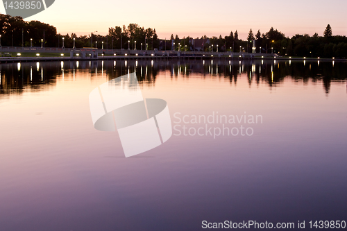 Image of wascana lake at night