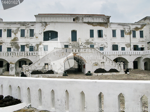 Image of Elmina Castle in Ghana entrance
