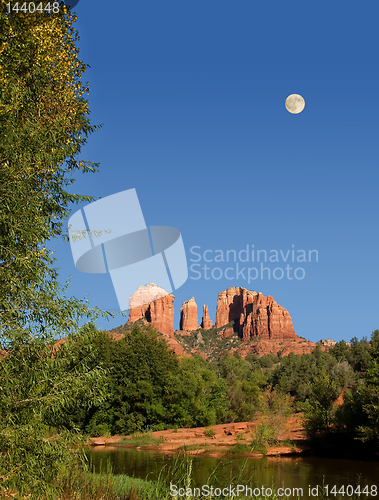 Image of Moon rising over Cathedral Rocks in Sedona