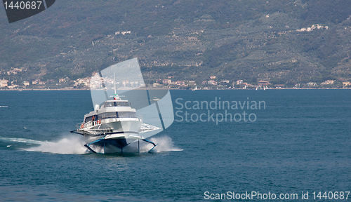 Image of Hydrafoil on Lake Garda