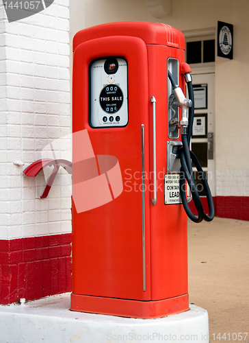 Image of Old red gas pump