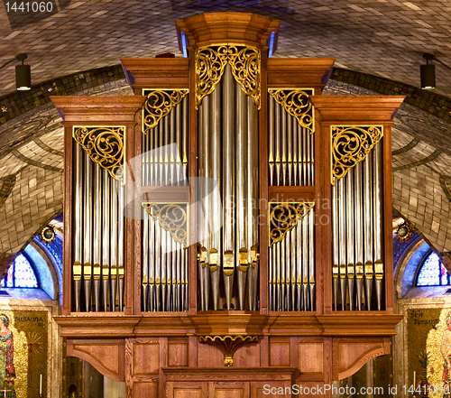 Image of Interior of Crypt church at Basilica in Washington