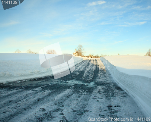 Image of Empty drive cleared of snow