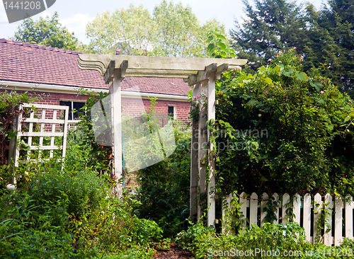 Image of Pergola as entrance to garden