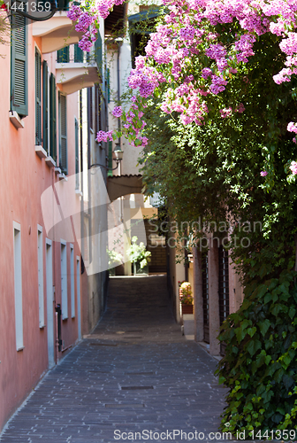 Image of Narrow street in Gardone