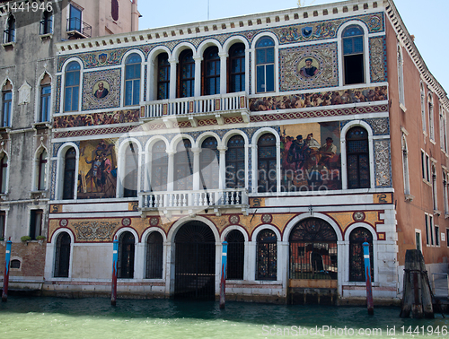 Image of Old building in Venice