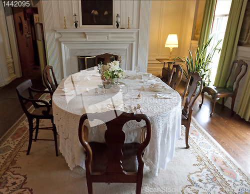 Image of Old fashioned dining room