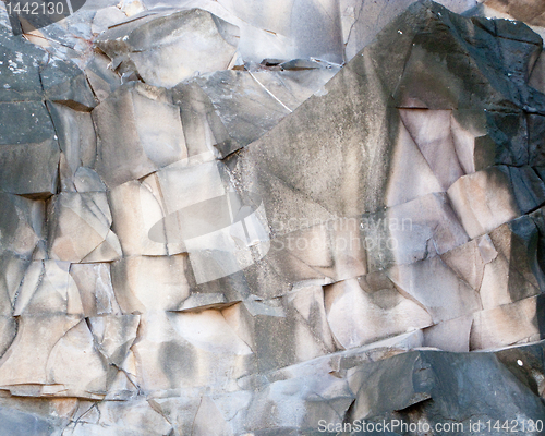 Image of Patterns in rock formation