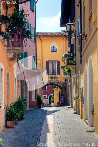 Image of Narrow street in Gardone