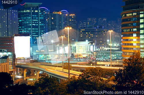 Image of highway through downtown in Hong Kong 