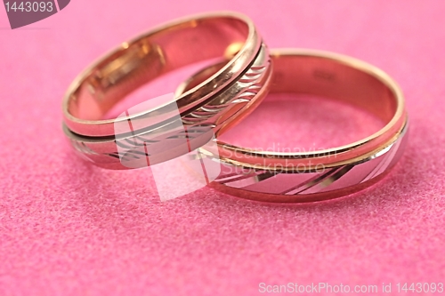 Image of Gold wedding rings