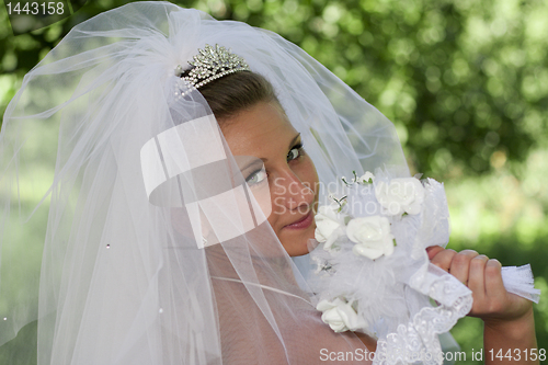 Image of Bride with bouquet