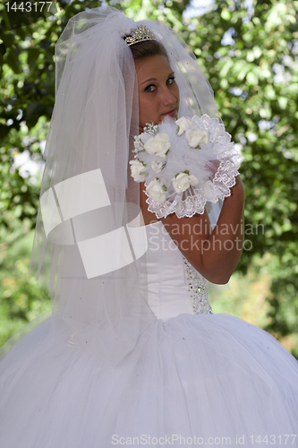 Image of Bride with bouquet